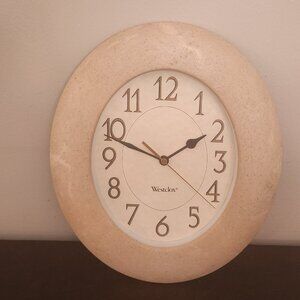WESTCLOX CLOCK OVAL WALL CLOCK BEIGE